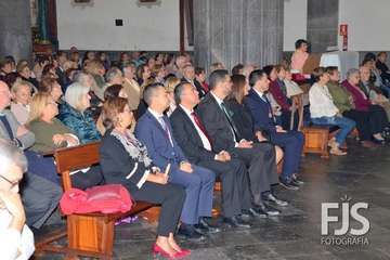 Procesión religiosa de San Gregorio y actuación del humorista Maestro Florido (Foto Francisco Javier Santana y TA)